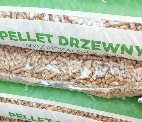 Drewno opałowe | Pellet drzewny 15KG EN A1 17,1 MJ Drewno opałowe | Pellet drzewny 15KG EN A1 17,1 MJ